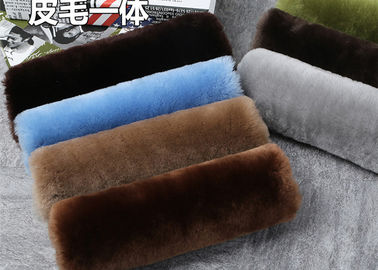 중국 24의 색깔을 염색하는 보편적인 크기로 100%년 양가죽 안전 벨트 덮개 온난한 유지 협력 업체