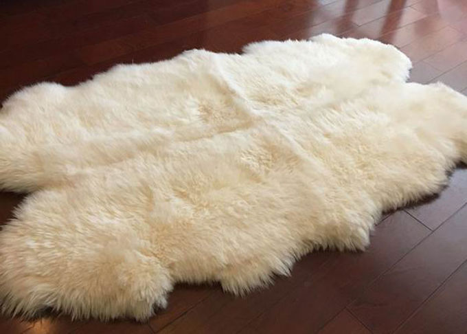 진짜 양가죽 양탄자 큰 상아빛 백색 호주 모직 지역 양탄자 4 x 6 ft 4 모피
