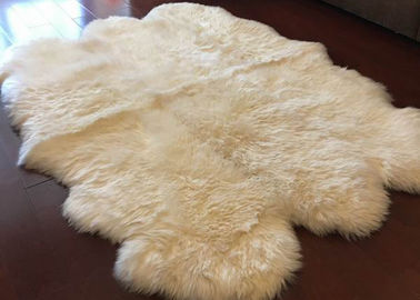 중국 상아빛 백색 모피 거실 양탄자 6 모피, 5.5 x 6개 Ft 침실 양가죽 양탄자  협력 업체