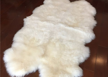 중국 진짜 양가죽 양탄자 자연적인 백색 긴 모직 뉴질랜드 양가죽 양탄자 쿼드 협력 업체