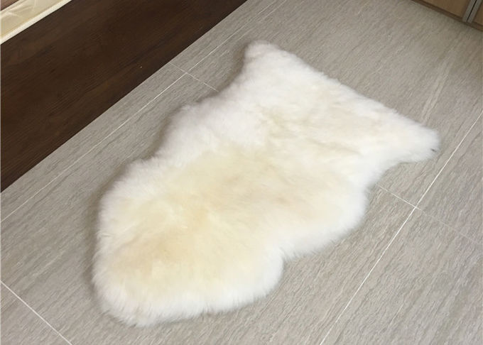 거실 2*3 Ft를 위한 진짜 장발 백색 모피 지역 양탄자 연약한 감각